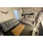 Modern and spacious 2 bed apt in Nottingham