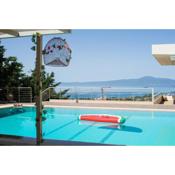 Modern Luxury Villa with Pool, just 5min to sea