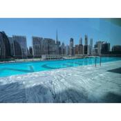 Modern Studio Near Dubai Mall with Infinity Pool