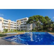 Modern Top Floor Apartment 60m2 - Balcony with Pool & Sea View - Vilamoura