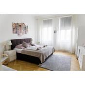 Moonlight one bedroom apartment with porch located in vienna near Schönbrunn and Westbahnhof