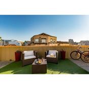 Music Relaxing Apt with bikes, terrace & parking