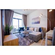 Nasma Luxury Stays - Modern Apartment With Cityscape And Skyline Views