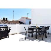 New Townhouse in the heart of Nerja with Jacuzzi