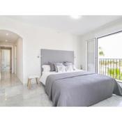Newly Renovated Flat · Beach, Golf lovers and Views ·