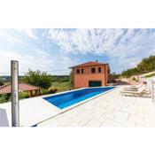 Nice apartment in Otok with Outdoor swimming pool, WiFi and 3 Bedrooms