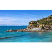 Nice apartment in Recco with WiFi and 2 Bedrooms
