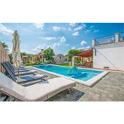 Nice home in Donji Prolozac with WiFi, Outdoor swimming pool and Heated swimming pool