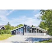 Nice Home In Ebeltoft With 5 Bedrooms, Sauna And Wifi