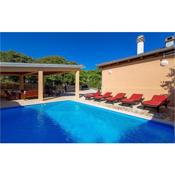 Nice home in Garica with 4 Bedrooms, WiFi and Outdoor swimming pool