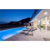 Nice home in Klis with Outdoor swimming pool, WiFi and 3 Bedrooms