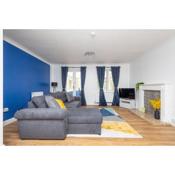 OCTOBER NOVEMBER OFFER! 20 PERCENT OFF! 3 Bed Home Close To Leeds City Centre, Contractors Welcome