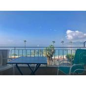 One bedroom apartment in Cannes with a balcony and great sea views - 821