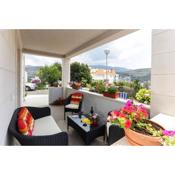 One bedroom appartement at Dubrovnik 600 m away from the beach with furnished terrace and wifi