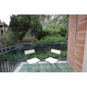 One bedroom appartement at Maiori 50 m away from the beach with furnished balcony and wifi
