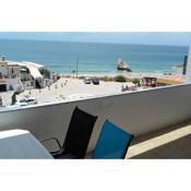 One bedroom appartement at Praia da Rocha Portimao 100 m away from the beach with sea view furnished terrace and wifi