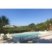 One bedroom bungalow with private pool enclosed garden and wifi at Madrigueras