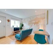 Pass the Keys 49A Byron Square Modern and Spacious 1 Bed Terrace with Free Parking
