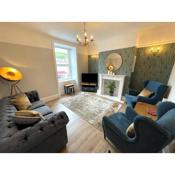 Pass the Keys Beautifully Presented 3BR Luxury Apartment