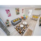 Pass the Keys - Bright & Airy 2BR 2Bath Apt in Perfect Location