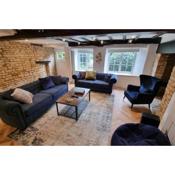 Pass the Keys Charming 18th Century 4 bedroom cottage