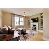Pass the Keys Perfectly presented centrally located townhouse
