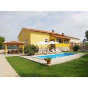Peaceful Villa in Jur ici with Private Pool