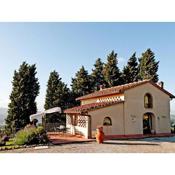 Pleasant Holiday Home in Montelupo Fiorentino with Garden