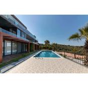 Pleasant Home with Shared Pool in Bodrum