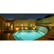 Potamos Luxury House, Private Pool, Santorini