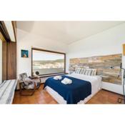 Premium Sesimbra Apartment, Private Beach Access, Garage, View