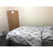 Private double room near City centre, Coventry