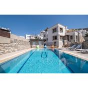 Private Pool - Very Close to the Seaside - 5+1 Villa in the Bodrum Center