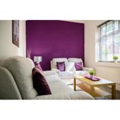 Purple Blossom 2-bed Christie Hospital - free parking, Netflix