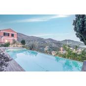 Recco apartment with view and pool