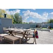 Roof terrace lakeside with access into Spa on a nature reserve Water Garden 9 WG9