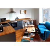 Salts House - Contemporary Apartments in Saltaire - Free On-Street Parking