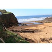 Sandy Nook, a charming beachside apartment in Hope Cove, South Devon