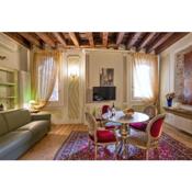 Sant'Angelo - Fenice Apartments in Venice