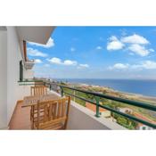 Santa Cruz Apartment with Sea View by HR Madeira