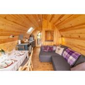 Schiehallion Luxury Glamping Pod with Hot Tub at Pitilie Pods