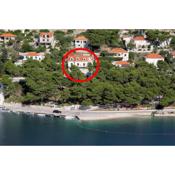 Seaside apartments with a swimming pool Pucisca, Brac - 9697