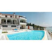 Seaside apartments with a swimming pool Seget Vranjica, Trogir - 2571
