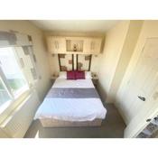 Seaside Holiday Home St. Osyth, Essex 2 Bathroom, 6 Berth with Country Views