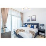 Serene & Classy 1BR Canal View Haven in Marina Dxb