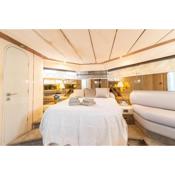Sleep in a Luxury Boat in Marina Portimao