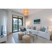 Spacious 2Bedroom with Burj View in Downtown Dubai