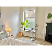 Spacious 2BR Flat Northern Line Station