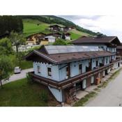 Spacious Apartment in Mittersill with close to Skiing Points