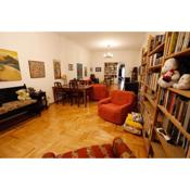 Spacious, big apartment for 6 persons in the center of Athens